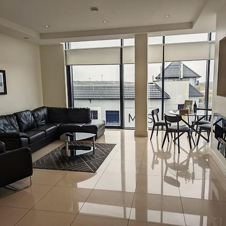 גלוואיי The Western Citypoint Apartments מראה חיצוני תמונה