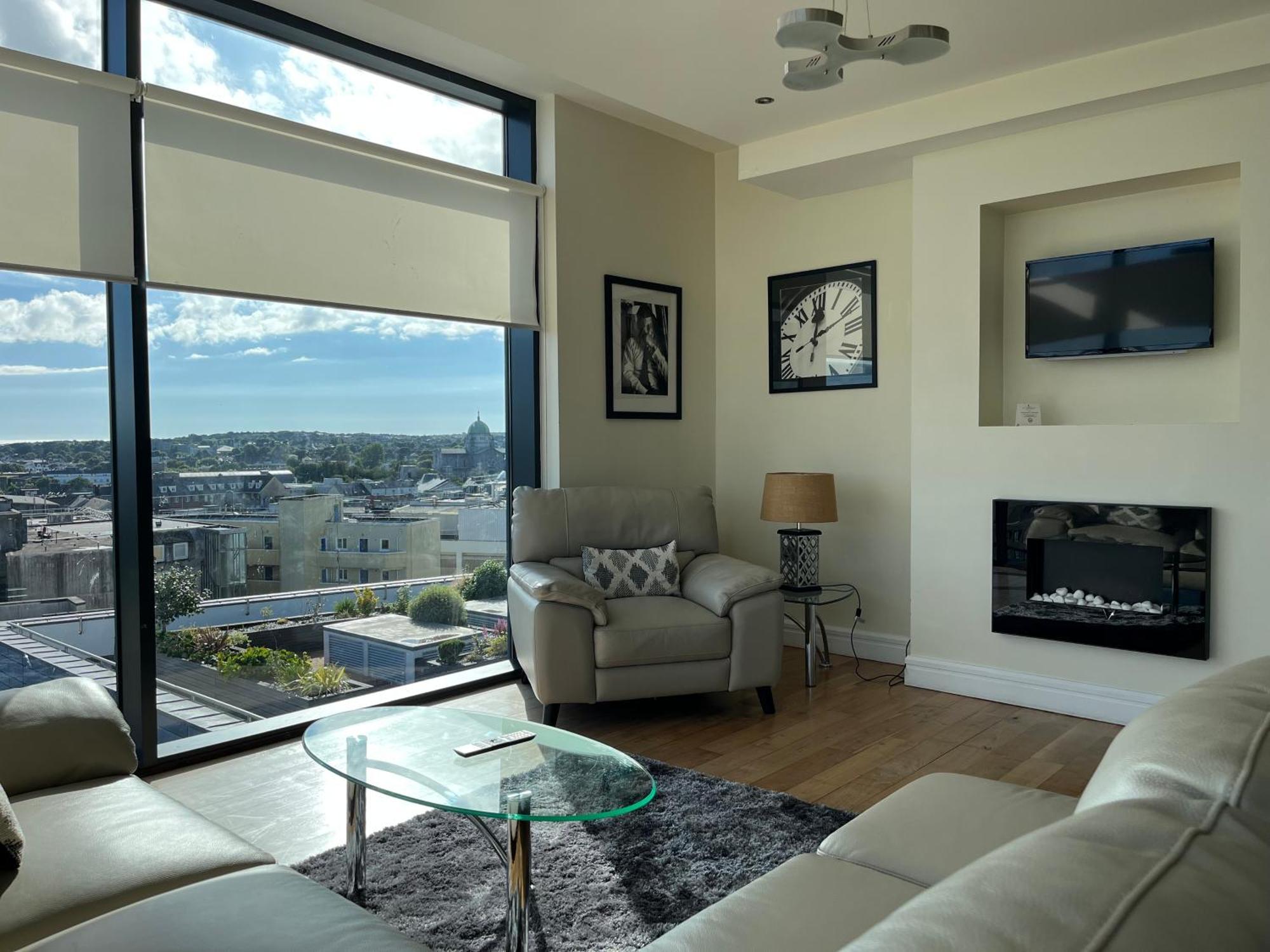 גלוואיי The Western Citypoint Apartments מראה חיצוני תמונה