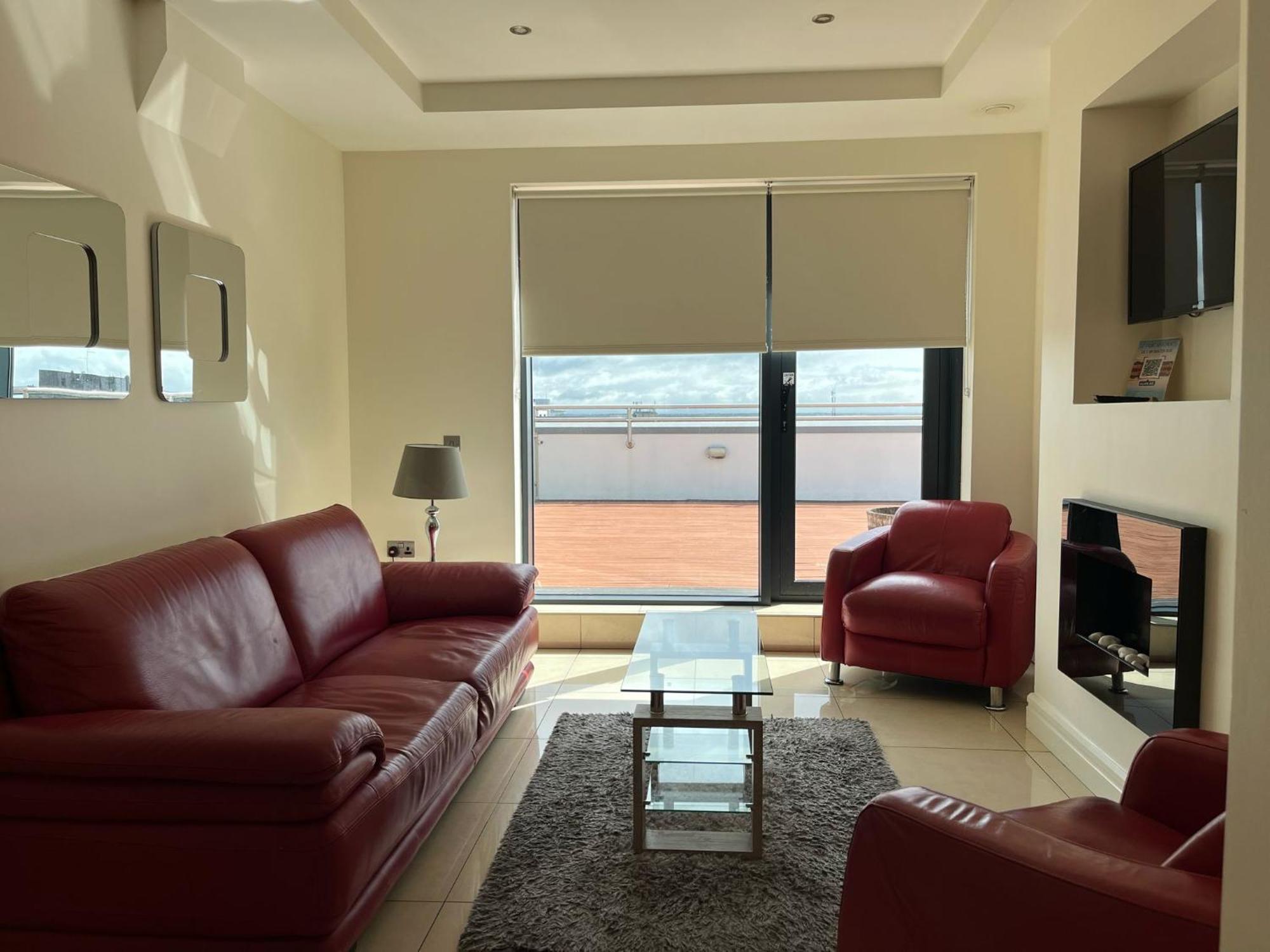 גלוואיי The Western Citypoint Apartments מראה חיצוני תמונה