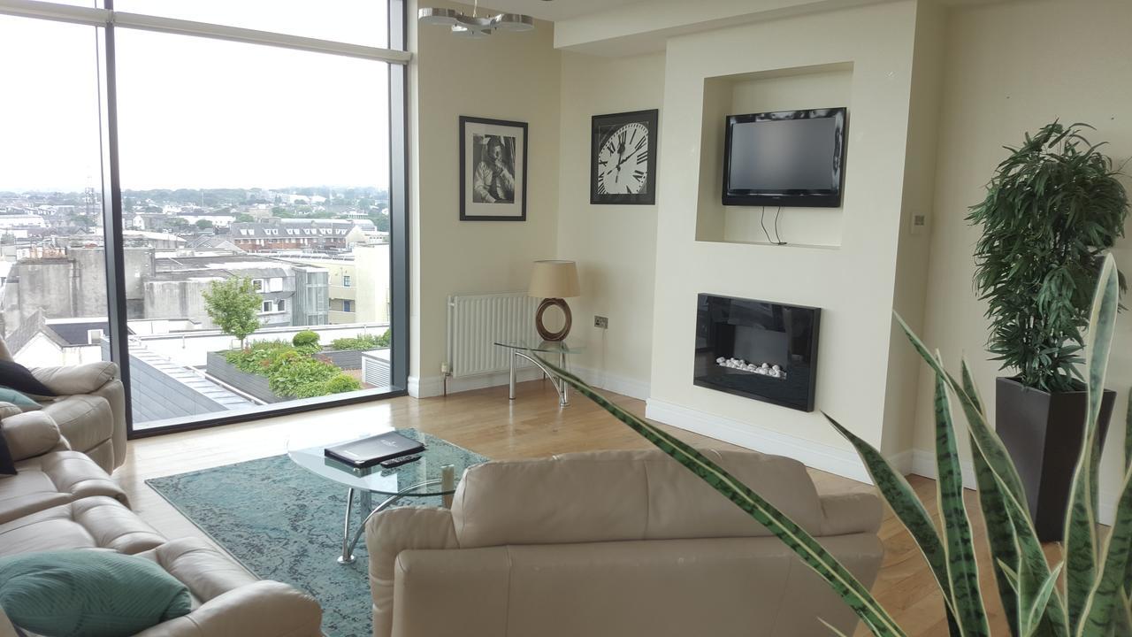 גלוואיי The Western Citypoint Apartments מראה חיצוני תמונה